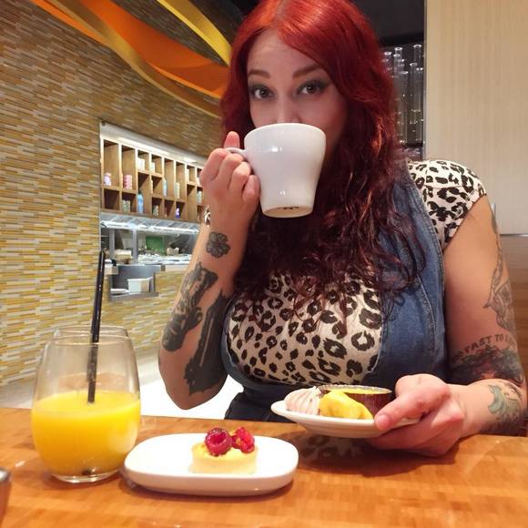 Meet your Posher, K - Picture 3 of 10